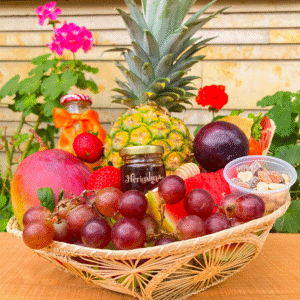 desayuno_frutas_saludable_pina_uvas_regalo_personalizado_domicilio
