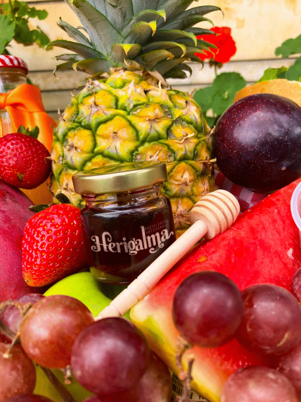 desayuno_frutas_saludable_pina_uvas_regalo_personalizado_domicilio