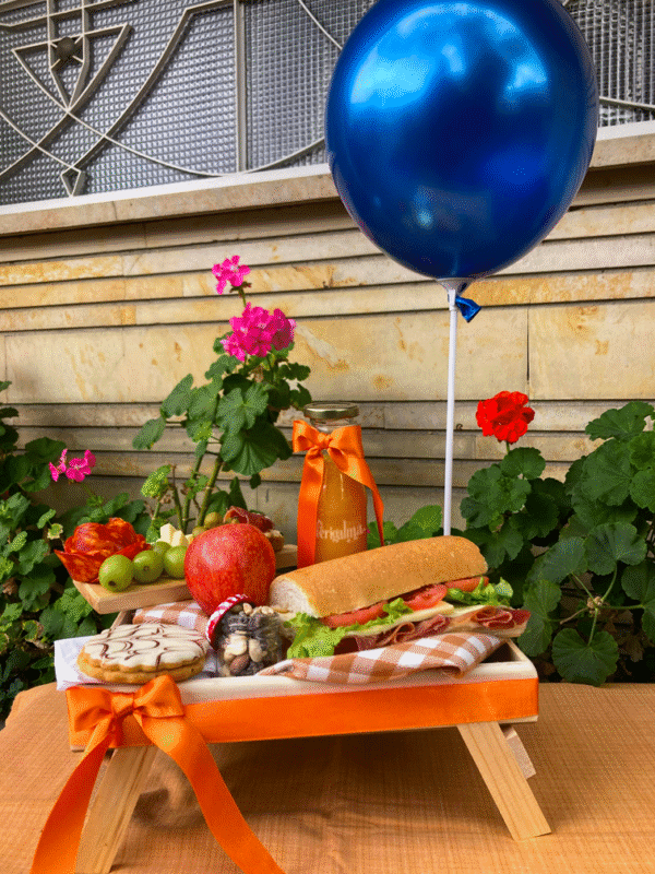 desayuno_saludable_sandwich_jamon_jugo_natural_domicilio